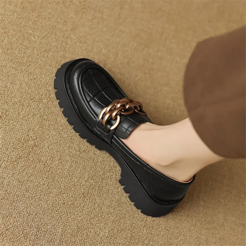 NEW Spring Retro Women Pumps Round Toe Chunky Heel Loafers Split Leather Shoes for Women Metal Buckle Shoes Platform Shoes