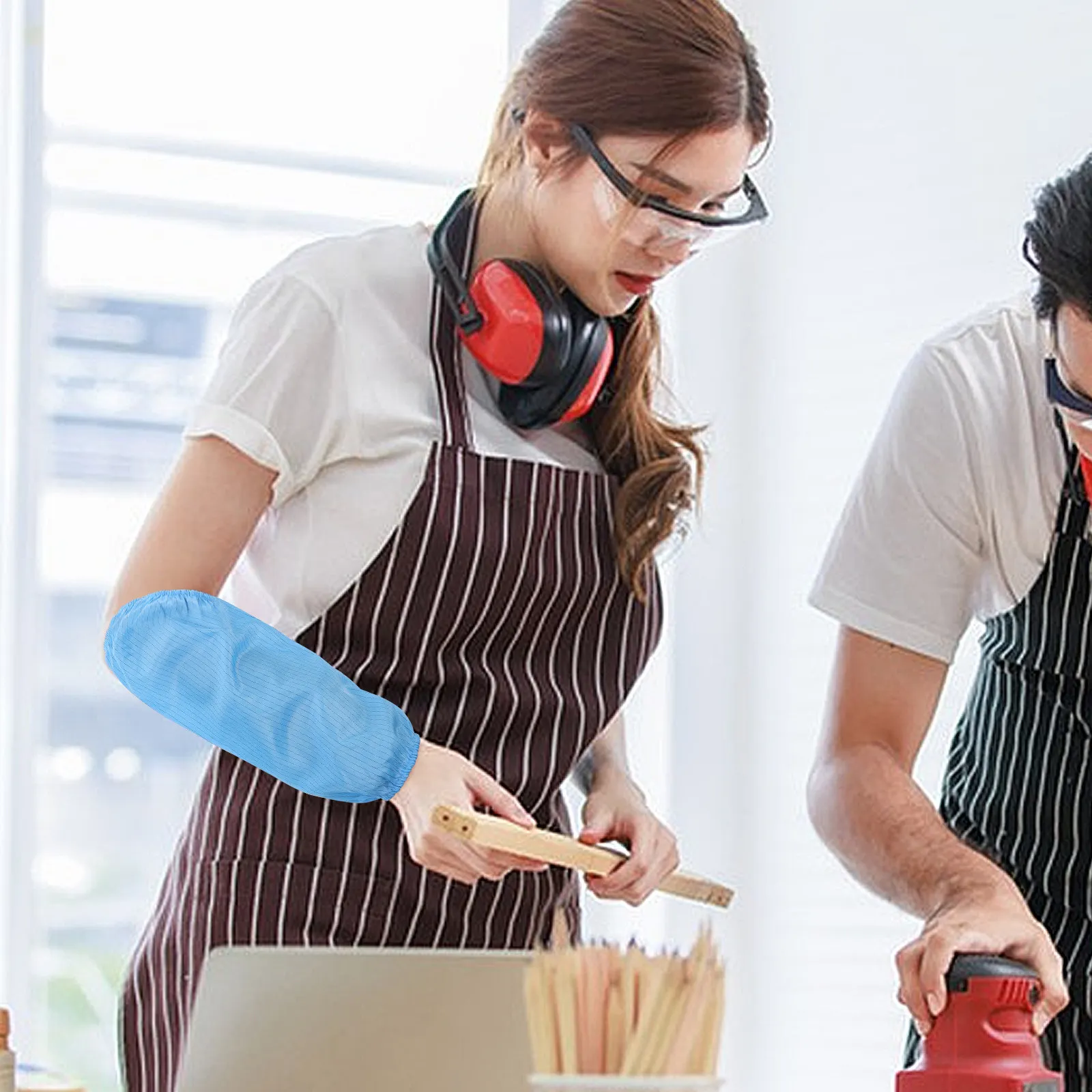 

2Pcs Anti Static Oversleeves Reusable Breathable Oilproof Arm Covers for Cleanroom Factory Work