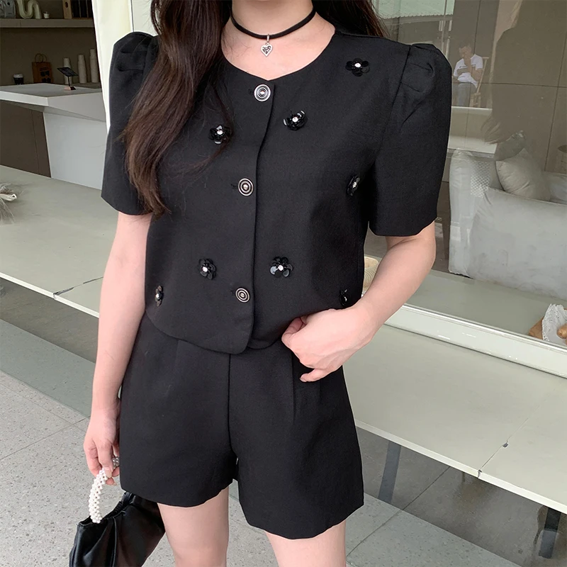 High Street French Small Fragrance Two Piece Set Women 3D Flowers Shirt Top + Short Suits Elegant Fashion OL 2 Piece Pant Sets