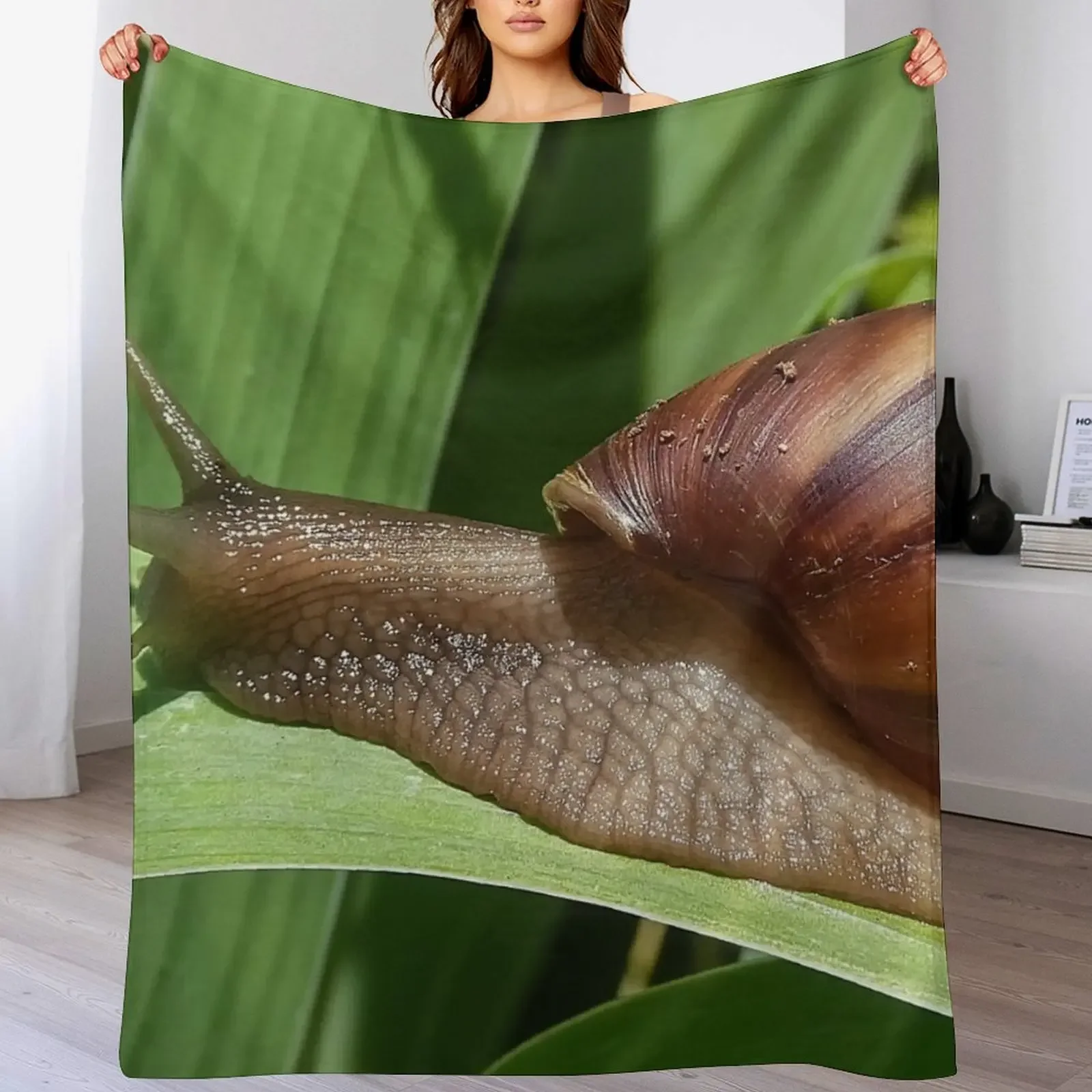 

Large Brown Snail Ahatina on Green Leaf - Funny Science Biology Gift Throw Blanket Fluffy Cozy Throw Blanket for Home Decor