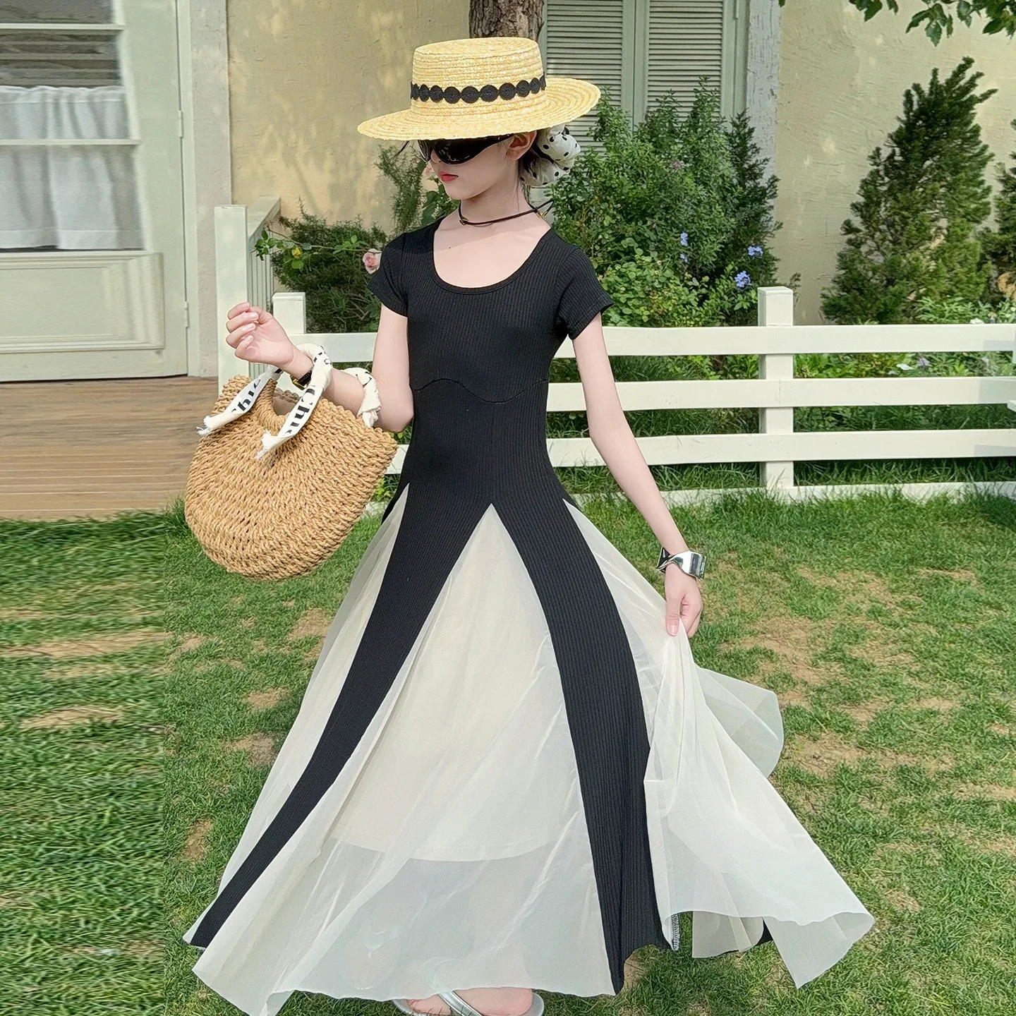 Girls Dress Summer 2025 New Children's Foreign Style Mesh Splicing Skirt Medium and Older Children's Girls Summer Dress