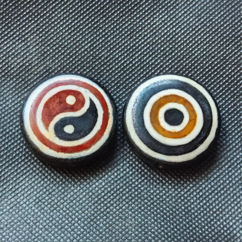 Tibetan Eye Totem Round Handle Colored Sheep Eye Plate Bead Tai Chi Diagram Necklace Pendant