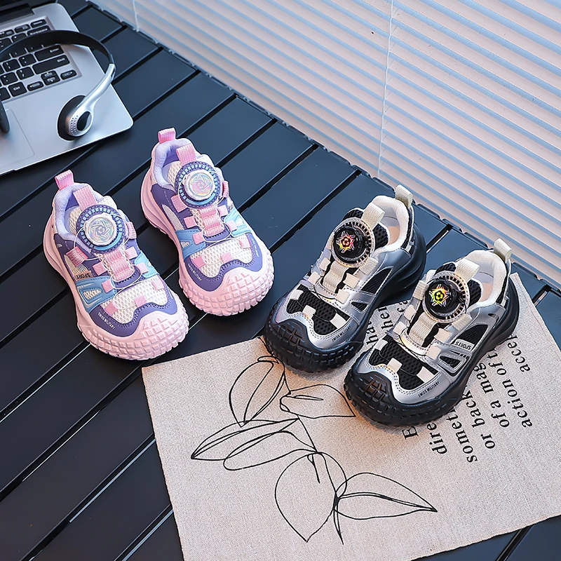 

Осень 202, детская повседневная обувь, дышащая детская теннисная обувь с сеткой, вращающаяся пуговица, мягкая подошва, спортивная обувь для мальчиков и девочек, нескользящая