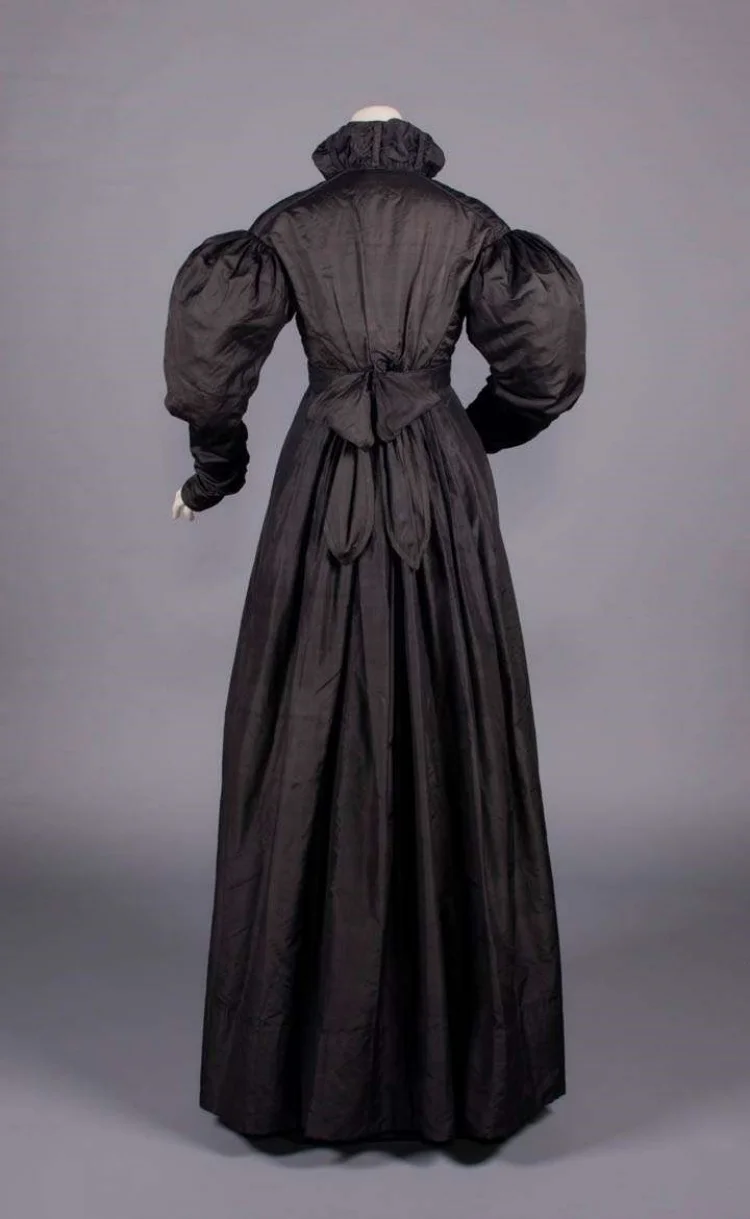 1830s الأسود الحداد زي المرأة القوطية Steampunk فانوس الأكمام يوم المشي فستان تيودور ريجنسي الشاي حفلة الكرة ثوب