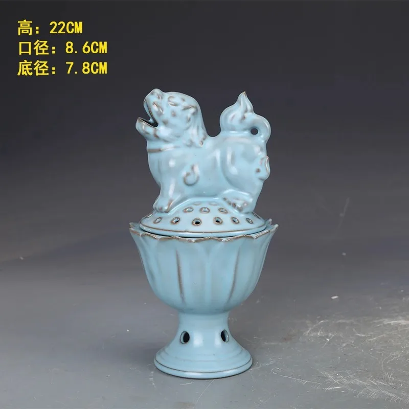 

Song porcelain collection Ru kiln sky blue glaze lion incense furnace porcelain antique antique vintage goods collection genuine