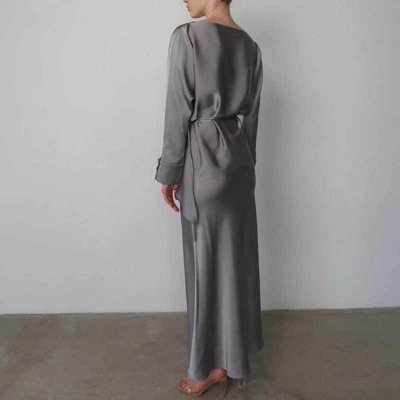 女性用ハーフスカート付き長袖ラウンドネックトップ,シンプルなサテンスーツ,カジュアルなスリムフィット,モノクロ,エレガント,春,2個セット