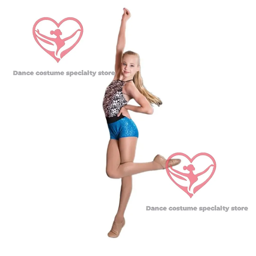 

Синий и черно-белый купальник для джазового крана