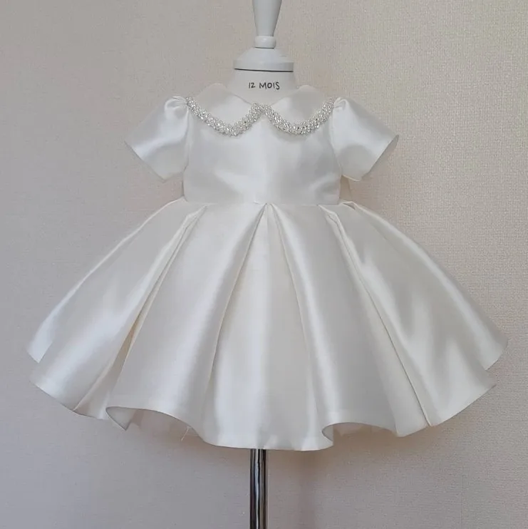 Weißes Blumenmädchenkleid aus Satin für Kleinkinder und Kinder für Hochzeit, erster Geburtstag, Zeremonie, Party, Prinzessin, Kommunion, Ballkleid für Mädchen im Alter von 1–14 Jahren – Detail 17