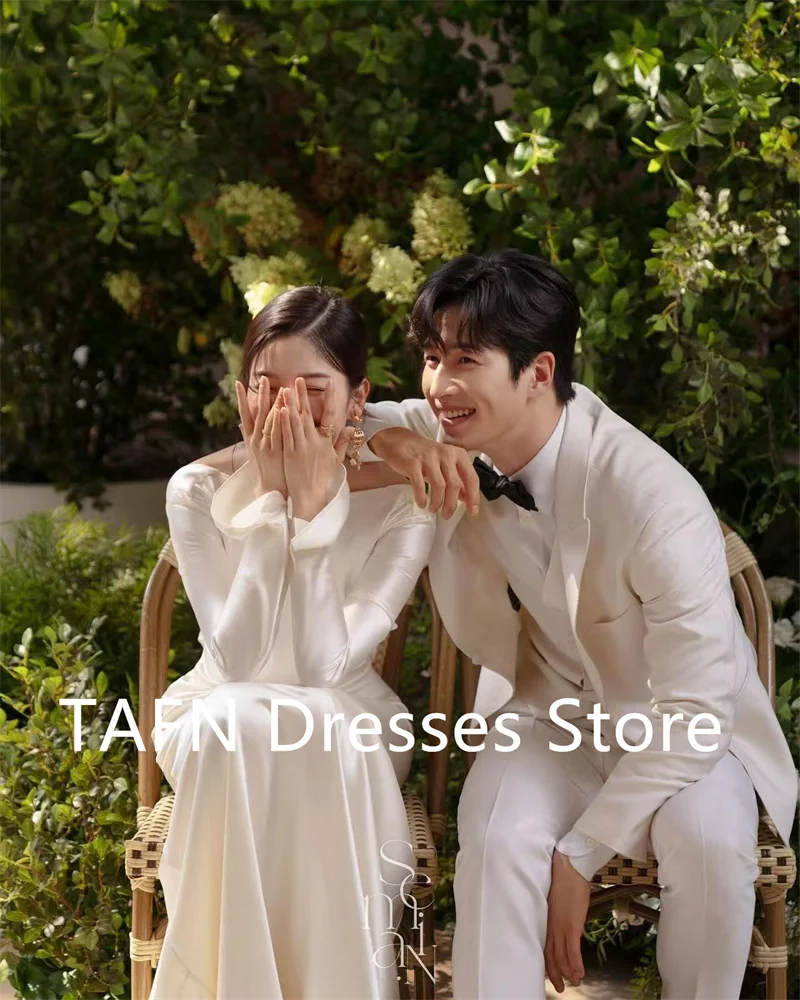 TAFN Silk Simple Korea Wedding Dresses Long Sleeves Scoop Neck Floor Length Open Back Sexy Bride Gowns Customized 2025