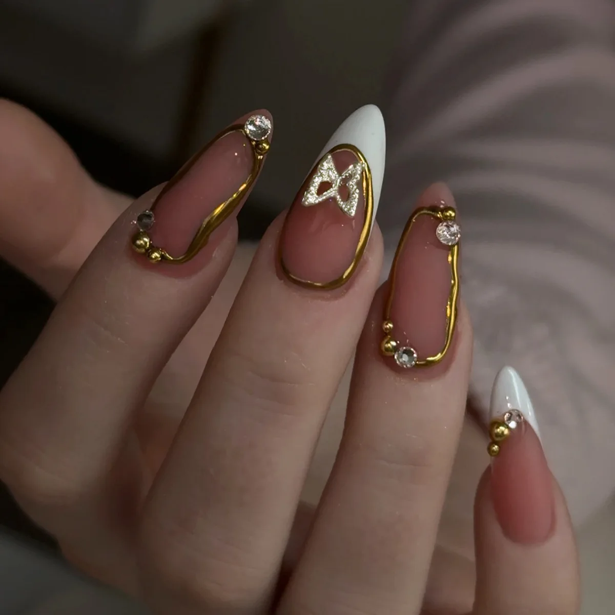 

24Pcs Mid-length Almond French Press on Nails 3D Gilded Irregular Lines Fake Nail Butterfly Rhinestone Wearable False Nails Tips