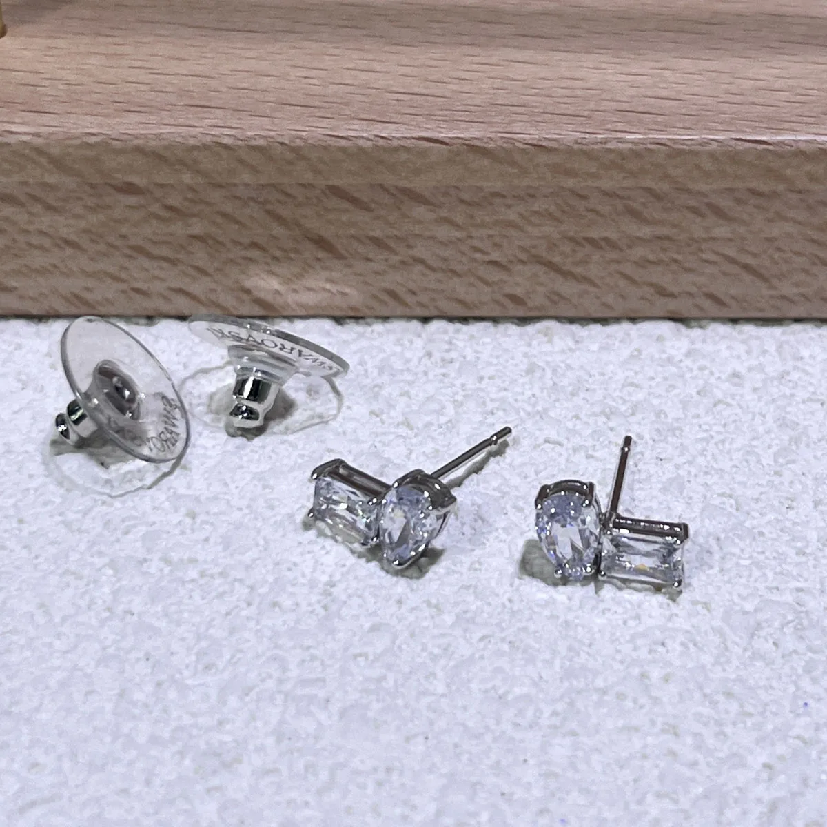 حلق صغير أصلي 2026 صيفي عصري أطقم مجوهرات راقية للنساء قطع مستديرة كريستال تنس أقراط مجوهرات الحفلات #6