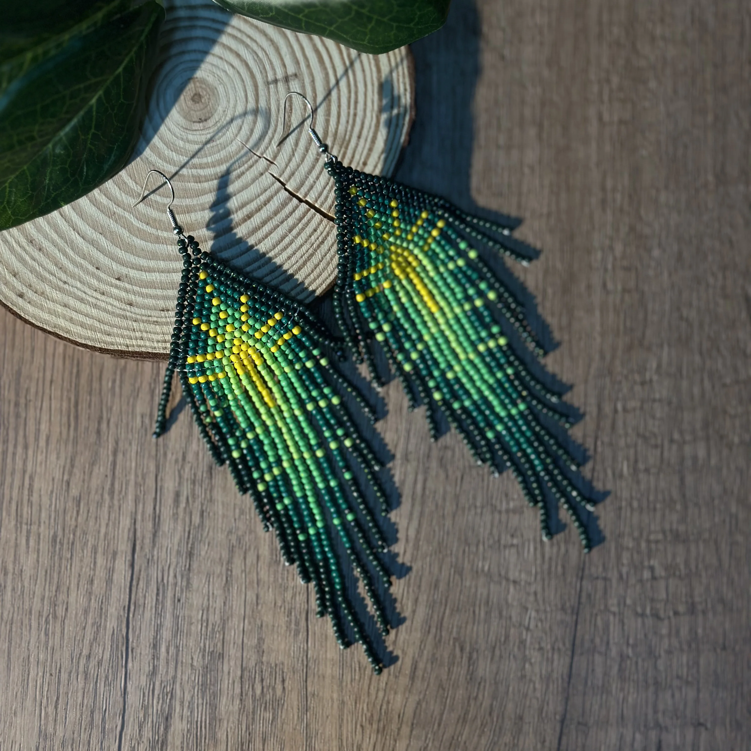 Rice bead earrings Tassels  Geometry Gradient color Hand weaving Bohemia Alloy Fashion Versatile Female Beaded earrings