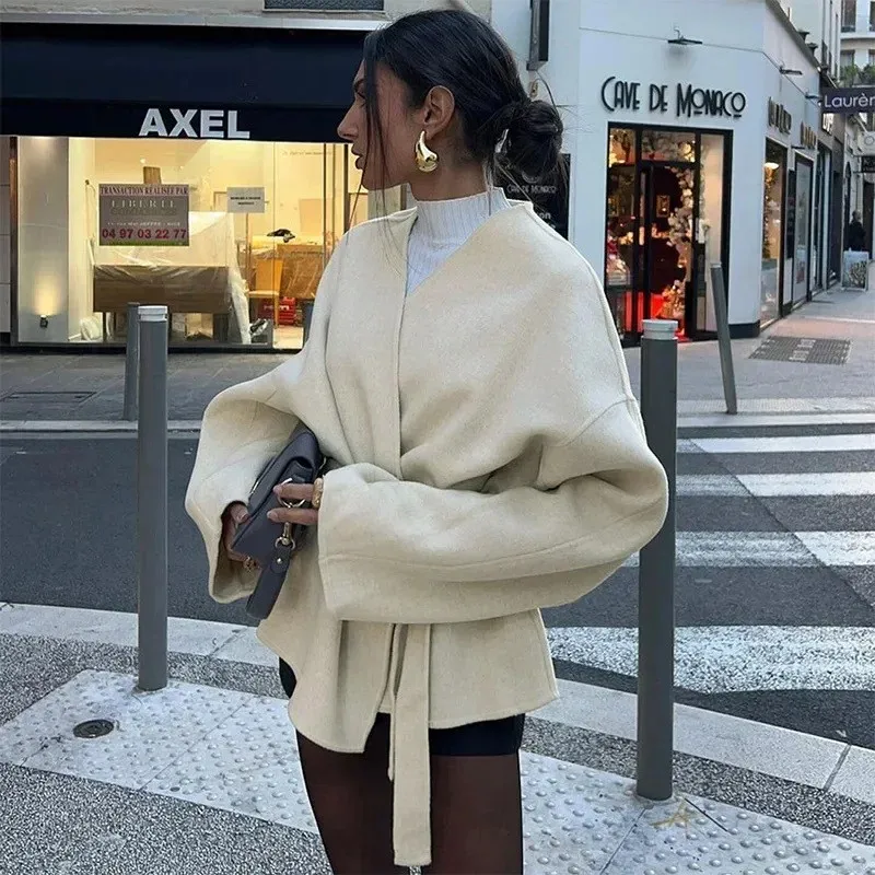 Long Sleeve Coat Loose Fit Princess Style with Regular Sleeve Half Open Neckline Regular Thickness Sweet Fresh Women Jacket