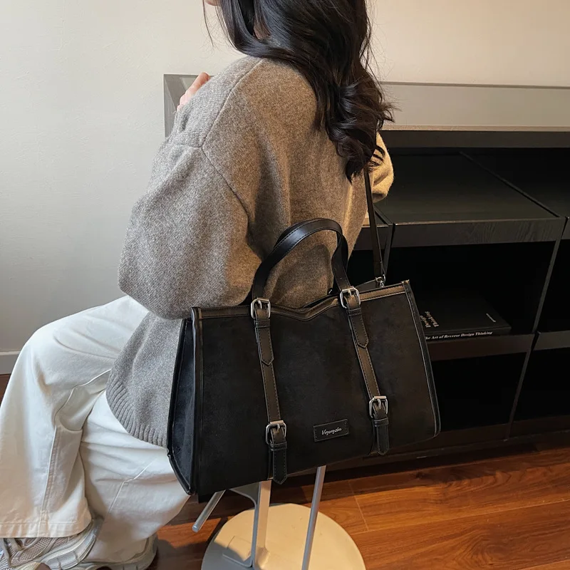 

2025 Autumn Winter Vintage Shoulder Bag for Women, Genuine Leather Crossbody Purse, Multi-way Tote Bag for Daily Commute