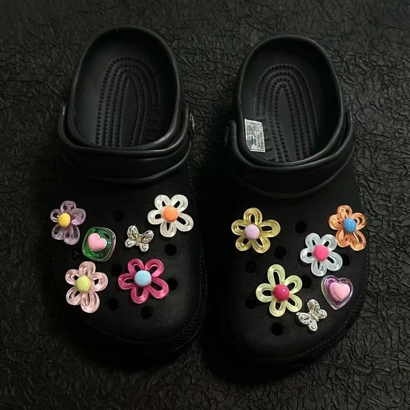 Sweet Cute Girly Hole Shoe Charms Designer Elegant Vintage Transparent Petal  Flower Shoe Charms for Summer Sandals Party Gifts