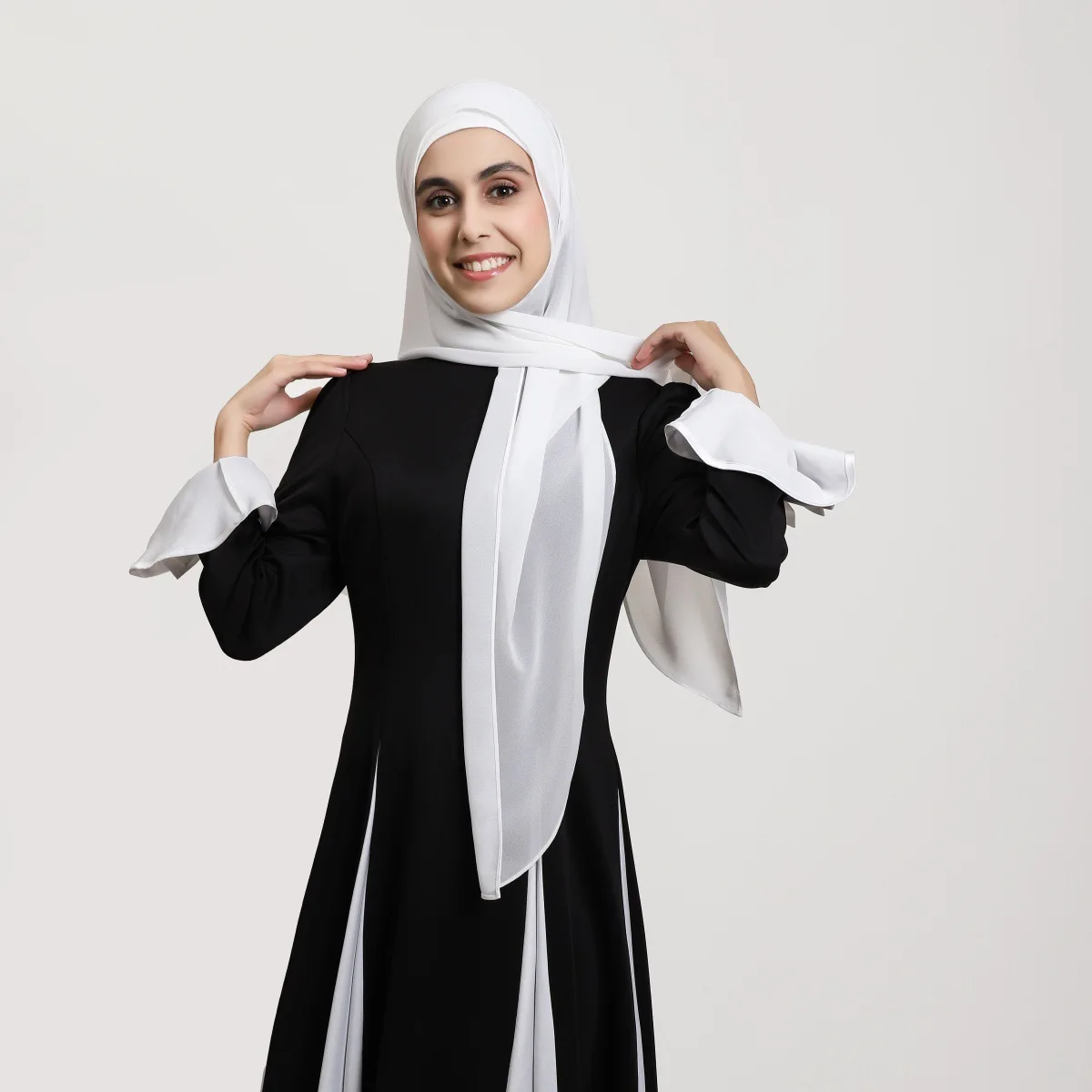 

Модный жемчужный шифоновый хиджаб Амира, мусульманский платок с магнитной застежкой, удобная мгновенная накидка, комплект шарфов, женская исламская шаль