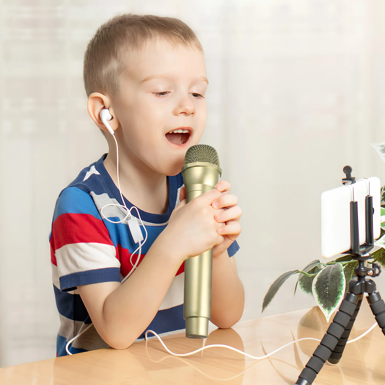 

3 Pcs Plastic Fake Microphone Toy Realistic Design Lightweight Comfortable Kids Costume Party Props Simulation Gold Mic