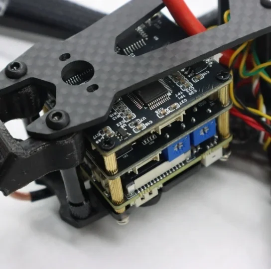 وحدة تتبع AI جديدة 4T نظام تتبع المركبات لـ FPV RC Dr-one Quadcopter متعدد التعرف على الأهداف جراب تتبع تلقائي