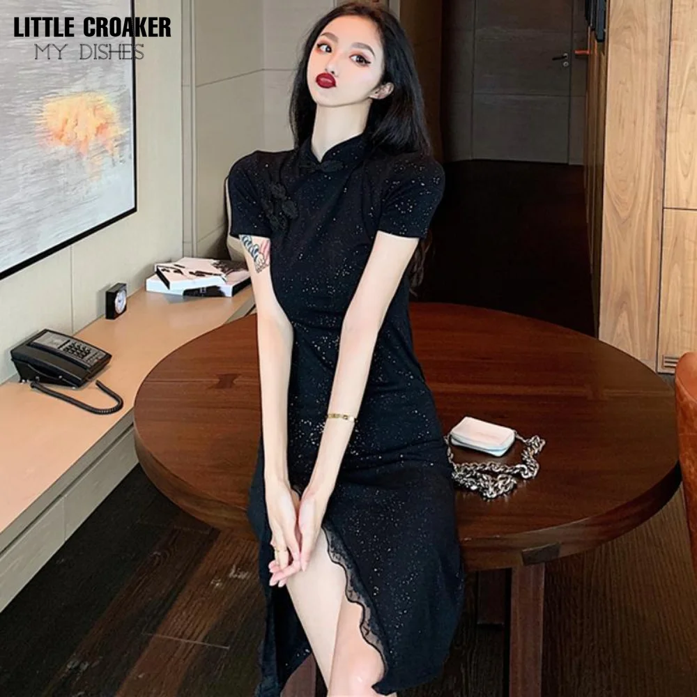 Women Qipao Improved Cheongsam Mid Length Button Stitching with Open Cut Lace Lace Trim for A Slim Fit and Buttocks Wrap Dress