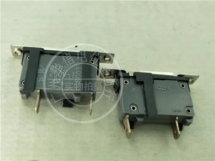 مفتاح القدم الياباني المستخدم SB-221[ N0] URL 1.5A.250V.AC