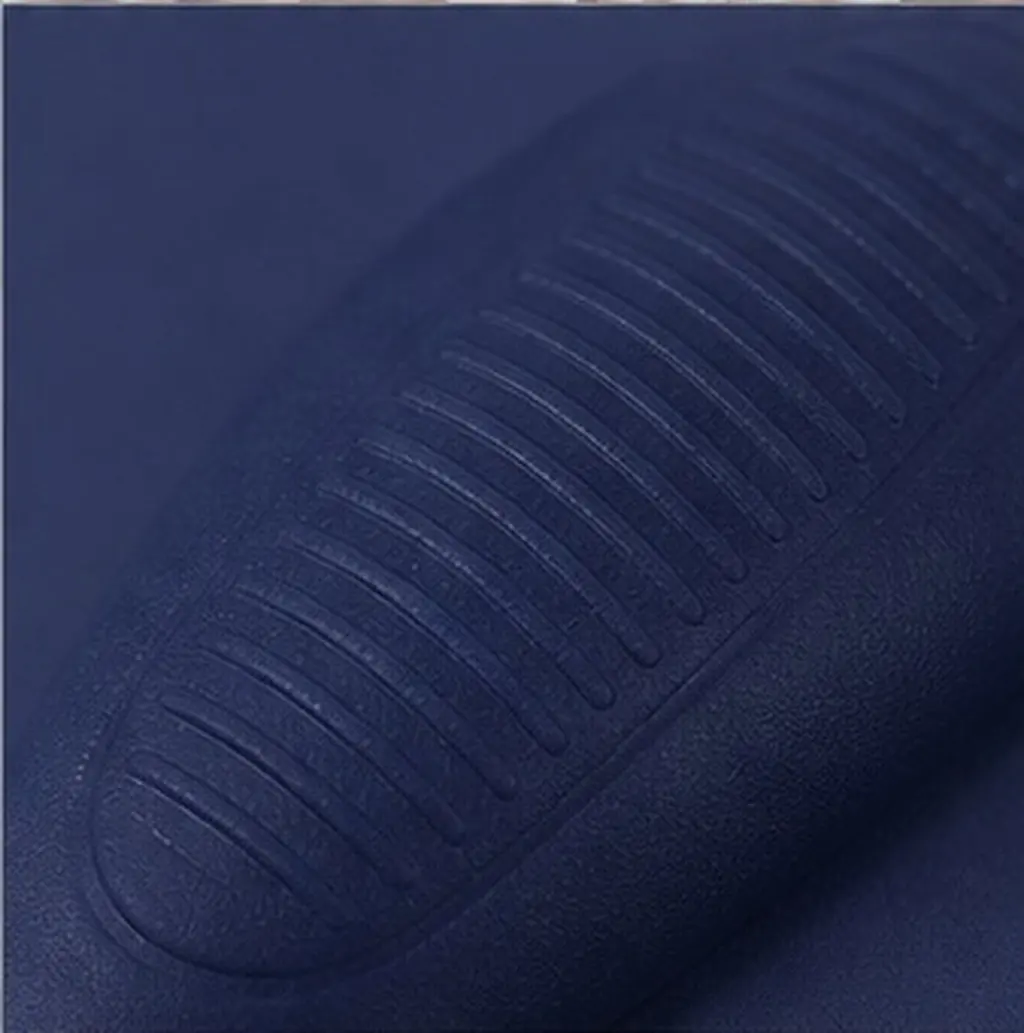 8Pairs Clothes Hanger Shoulder Guards Plastic Anti-Deformation Shoulder Shaper Protector for Coat Sweater Racks Closet