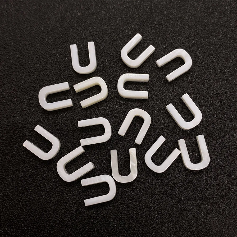 10pcs Natural Shell Letter Beads A-Z Capital English Letters White Mother of Pearl Loose Beads for Bracelet DIY Jewelry Making