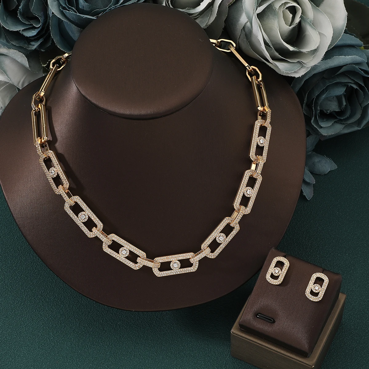 

Women Fashion Luxury Copper Zircon Choker Necklace Earring Set Geometic Design Wedding Party Jewelry Set