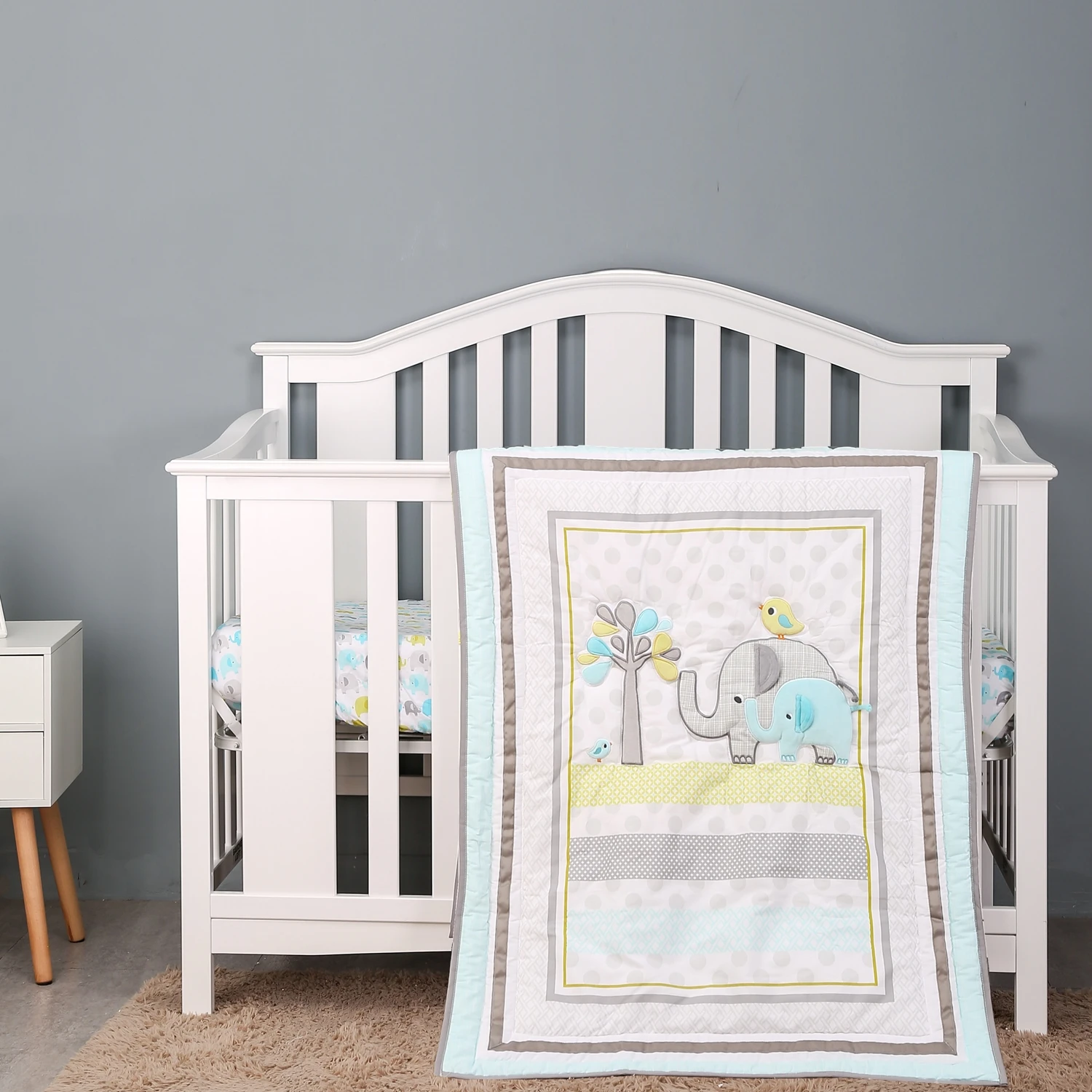 

3Pcs Baby Boy Girl crib bedding set with jungle animals Infant Baby Nursery Bedding (Baby Comforter Fitted Sheet Crib Skirt)