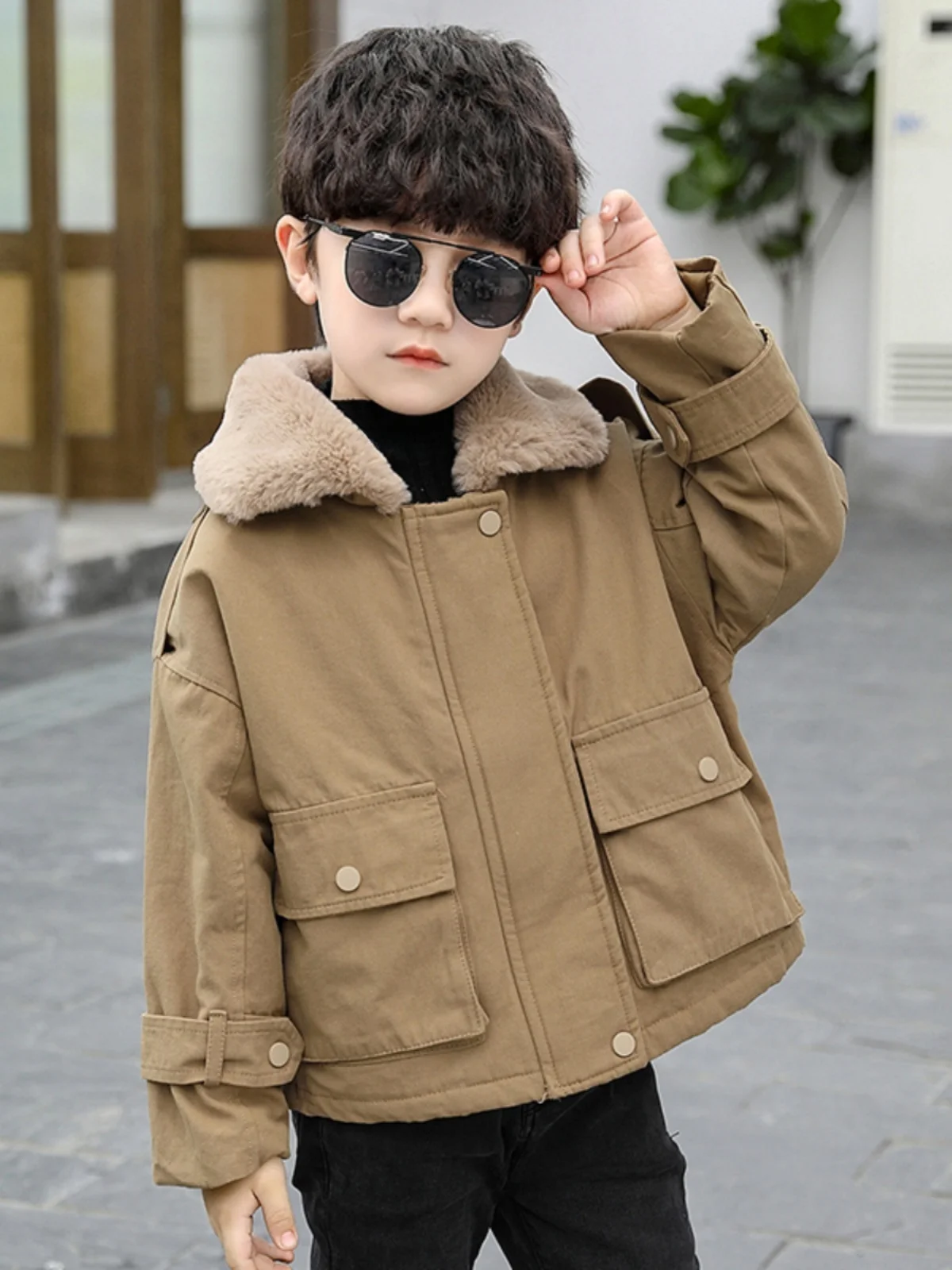 

Thiened Faux Fur Collar Jaet for Boys Children's Winter Clothes Padded Trendy Brand Outerwear for Autumn And Spring