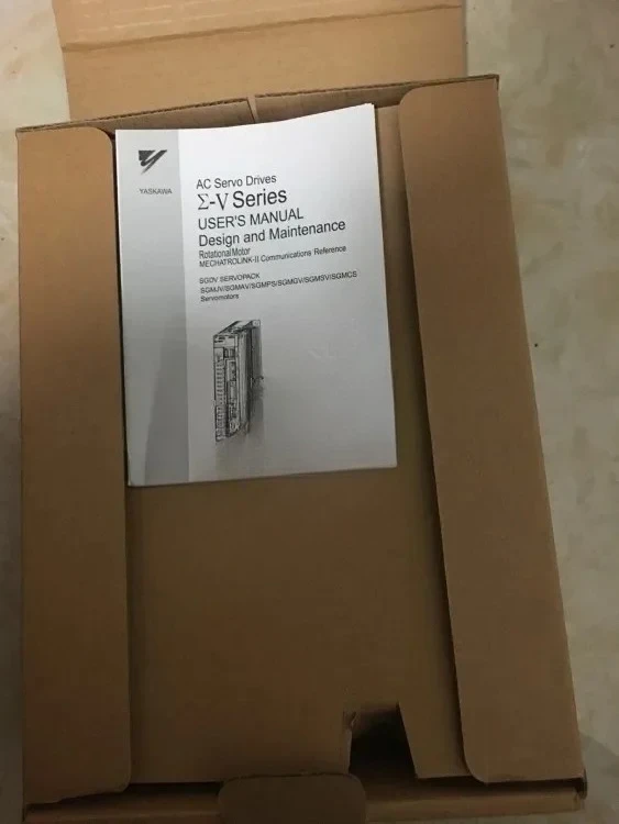 

Новый оригинальный сервопривод SGDV-2R8A01B002000 SGMJV-04ADE6S SGMJV-04AFC6S с гарантией 1 год