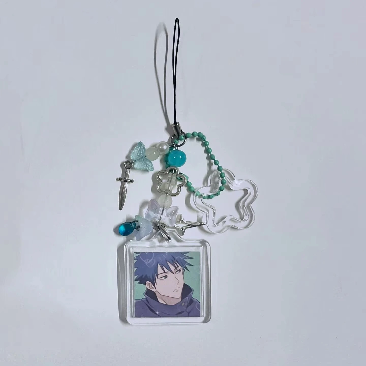 Y2K Handgefertigtes Perlen-Handyband Nanami Kento Choso Fushiguro Toji Quadratischer Acryl-Anhänger Schmetterling Stern Perlen Anime-Fan-Geschenke – Detail 5