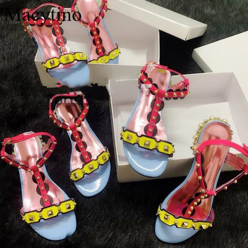 Studded Pearl T Strap Design Ladies Sandals Round Toe Chunky Heel Low Heel Sandals Fashion Party Sandals