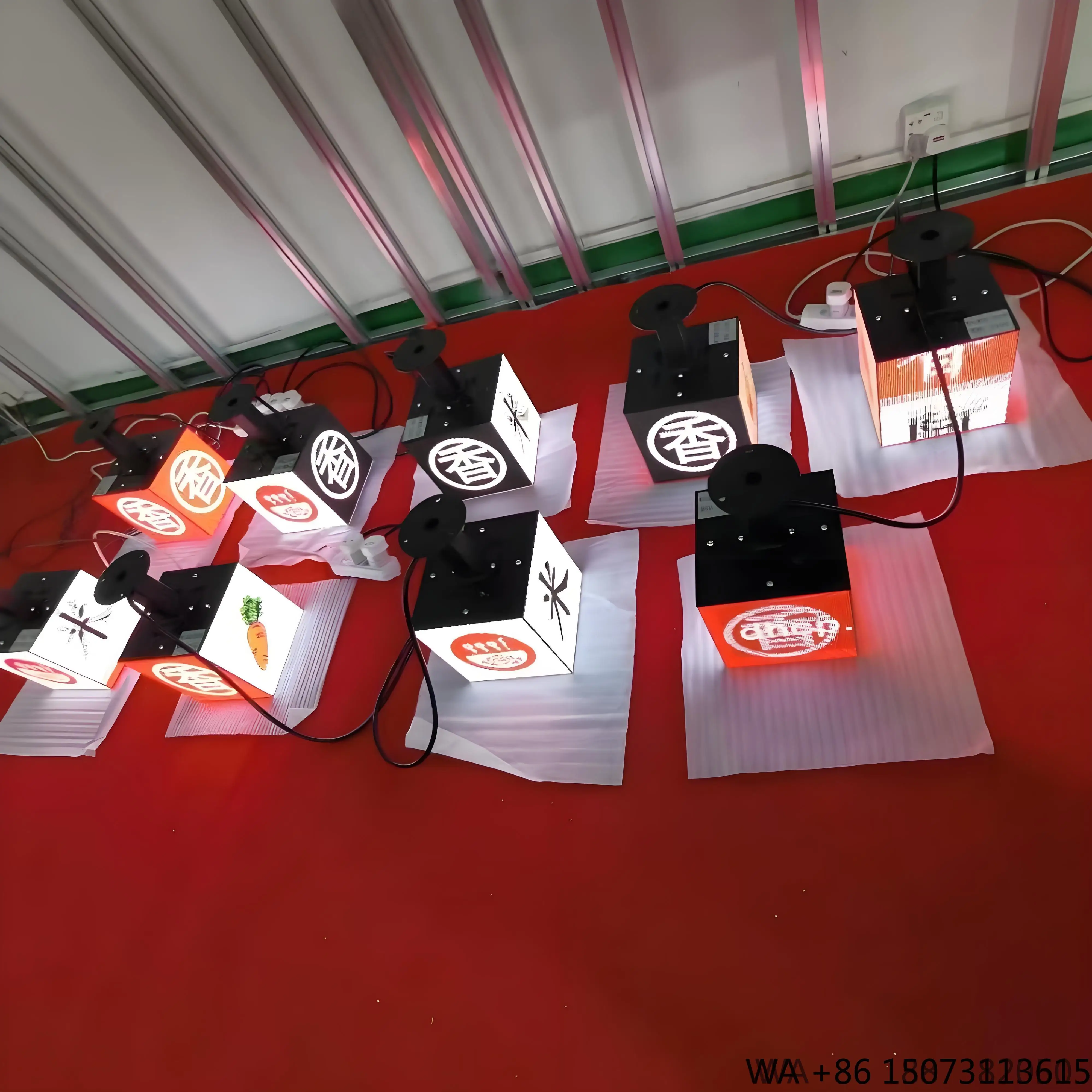 المكعب السحري LED الداخلي/الخارجي - شاشة مخصصة لمتاجر البيع بالتجزئة (ضمان لمدة 5 سنوات)