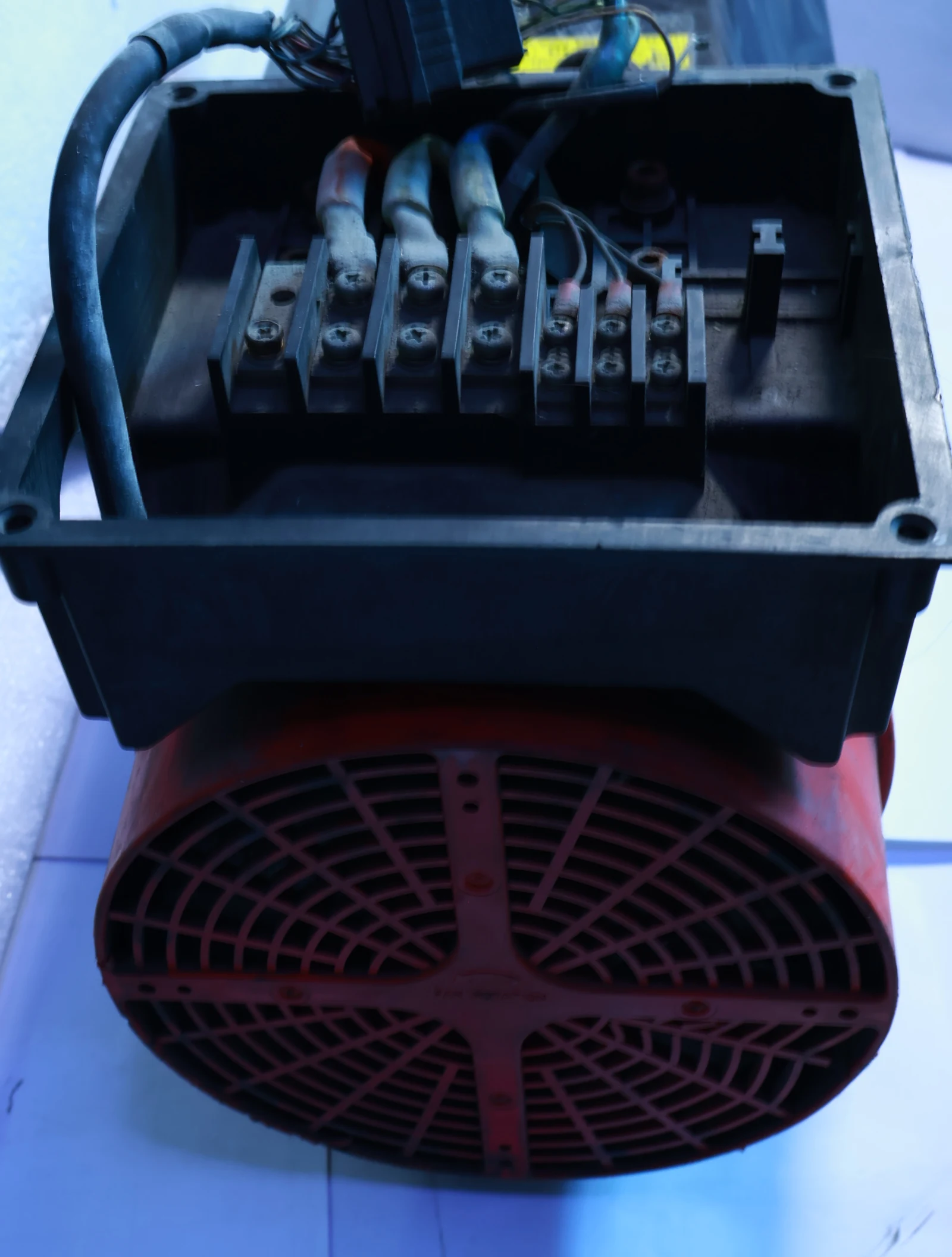 Used A06B-0855-B100 For FANUC A06B-0855-B100 AC Servo Motor