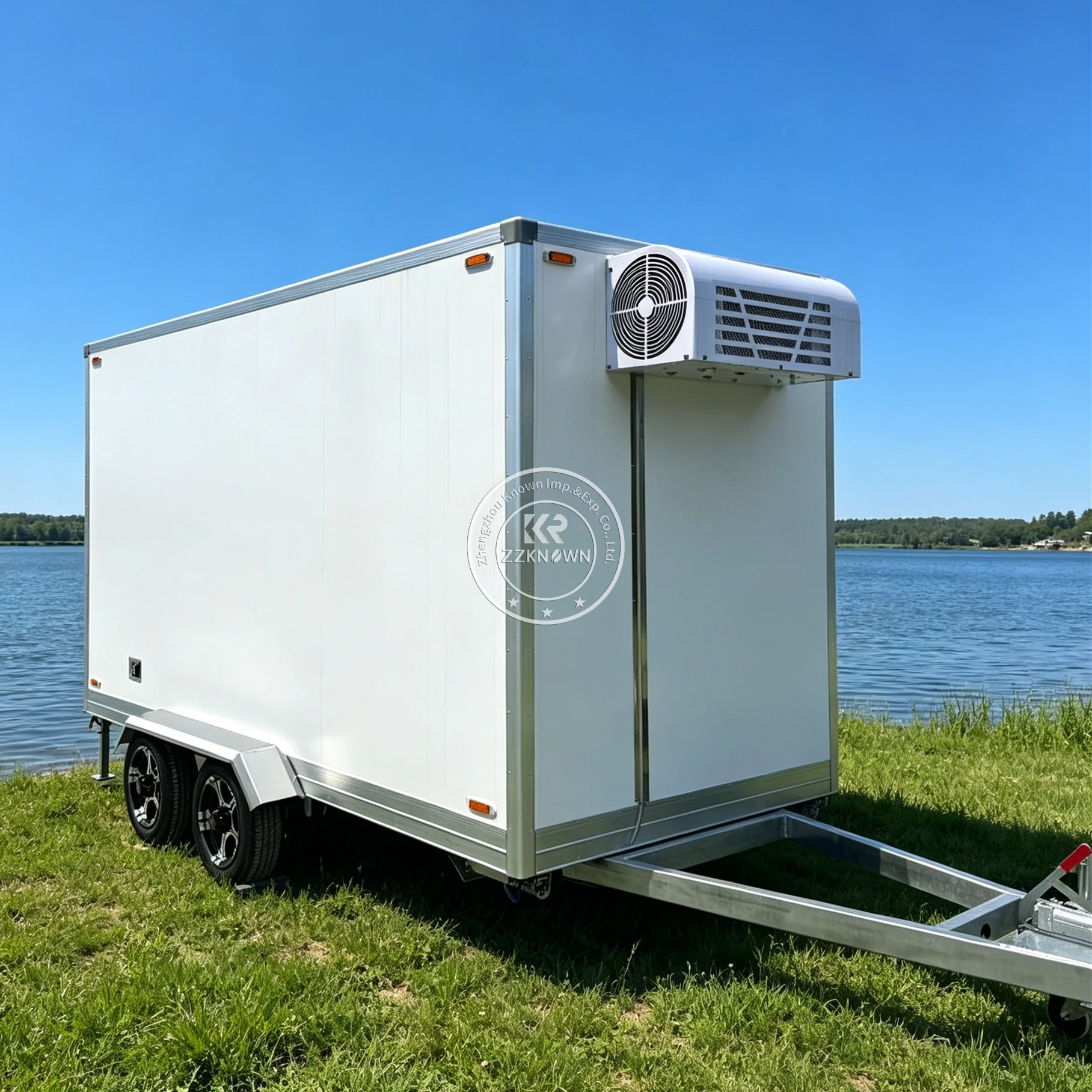

Heavy Duty Refrigerated Truck Industrial Reefer Truck Efficient Cold Chain Freezer Transport Trailer For Food Storage