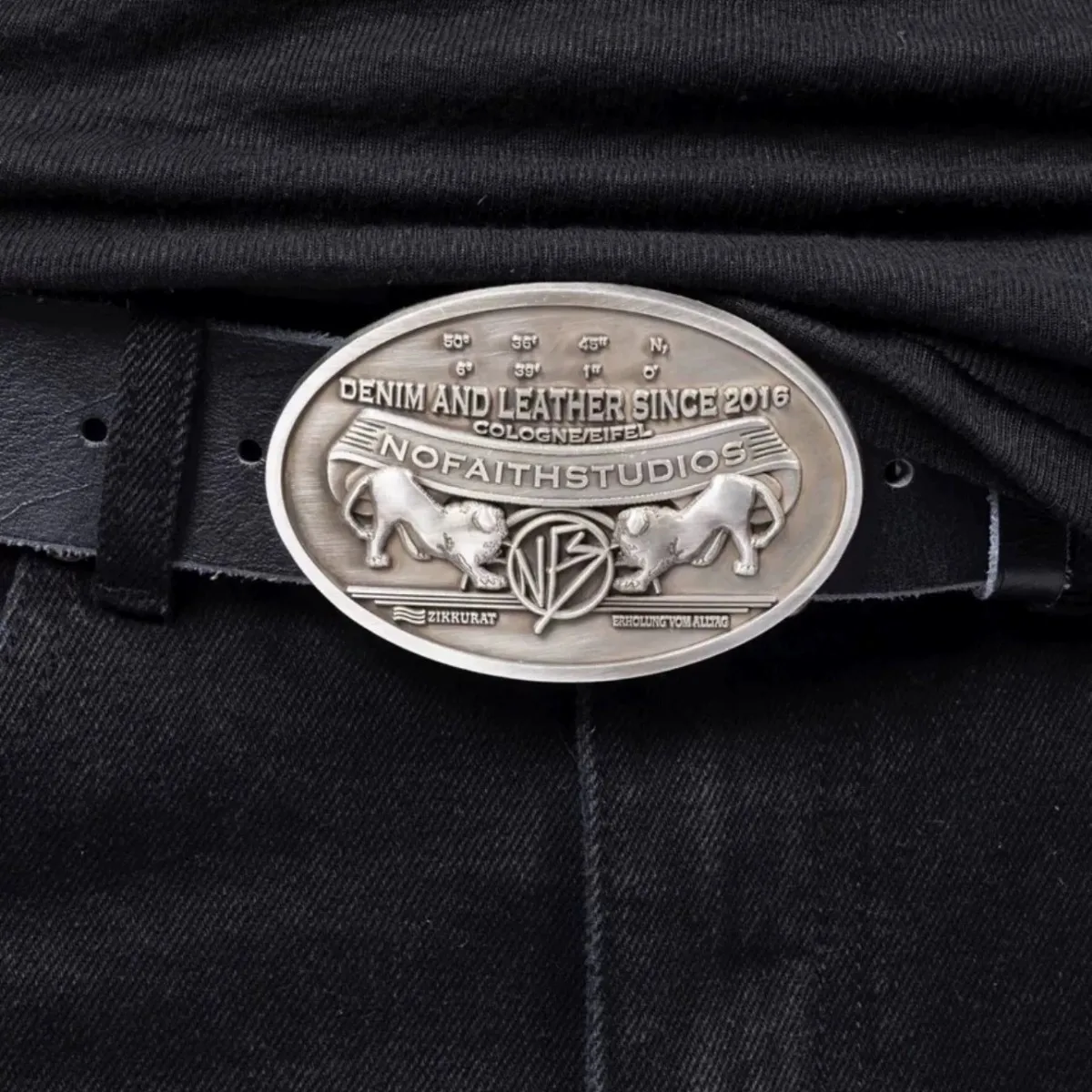 No Faith Studios - A niche retro-styled distressed metal buckle genuine leather both men's and women's belts