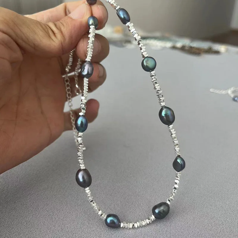 

Statement New Gentle Beautiful Classic Niche Retro Shiny Irregular Gray Freshwater Pearl Short Necklace Clavicle Chain for Women