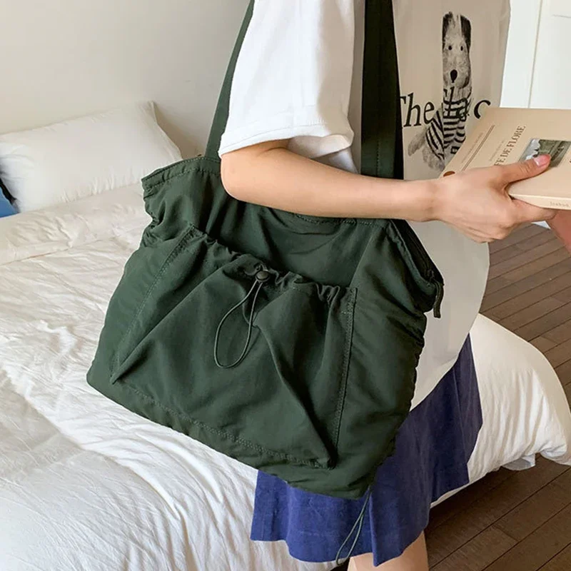 

Large Capacity Tote Shoulder Bag Fashion Canvas Nylon Work Commuting Bucket Bag for Women Handbag Travel Drawstring Tote Bag