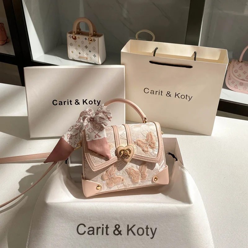 

French-style niche butterfly embroidery handbag, autumn and winter high-end small square bag