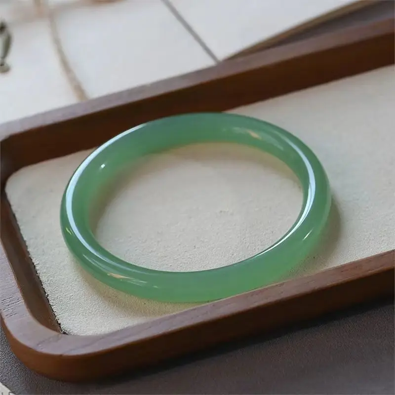 Ice Through Green Thin Round Bar Bracelet, Versatile Daily Jewelry