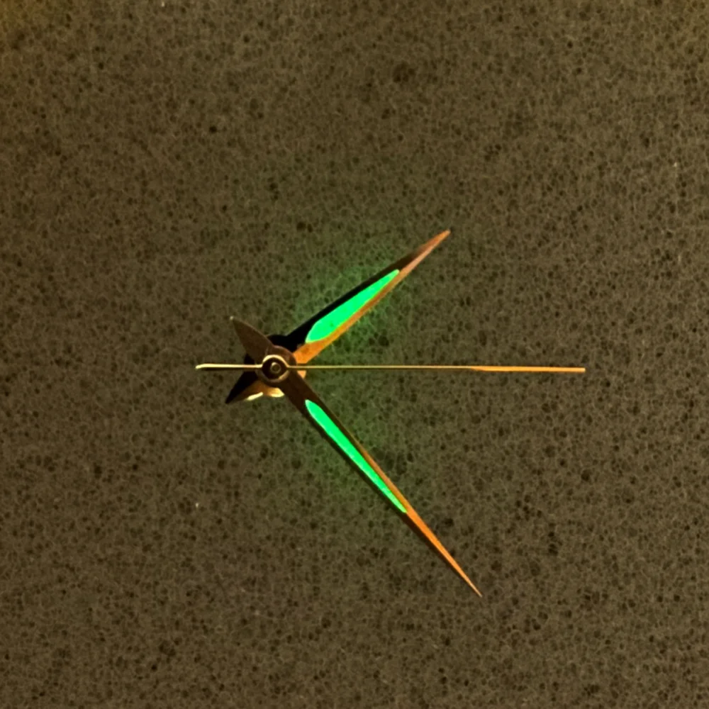 Светящиеся стрелки для часов, запчасти для часов NH35/NH36, зеленые светящиеся аксессуары для часов с тремя стрелками