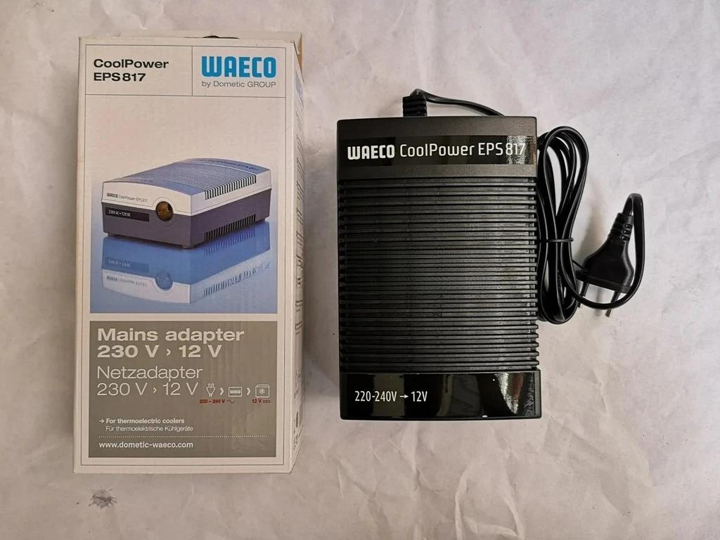 

Автомобильный компрессор, холодильник, специальный адаптер питания, трансформатор автомобиля в дом