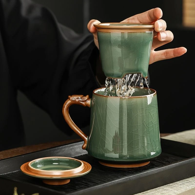 Traditional Chinese Celadon Ceramic Office Tea Cup with Lid and Handle 410ml Porcelain Coffee Mug for Home Office Gift