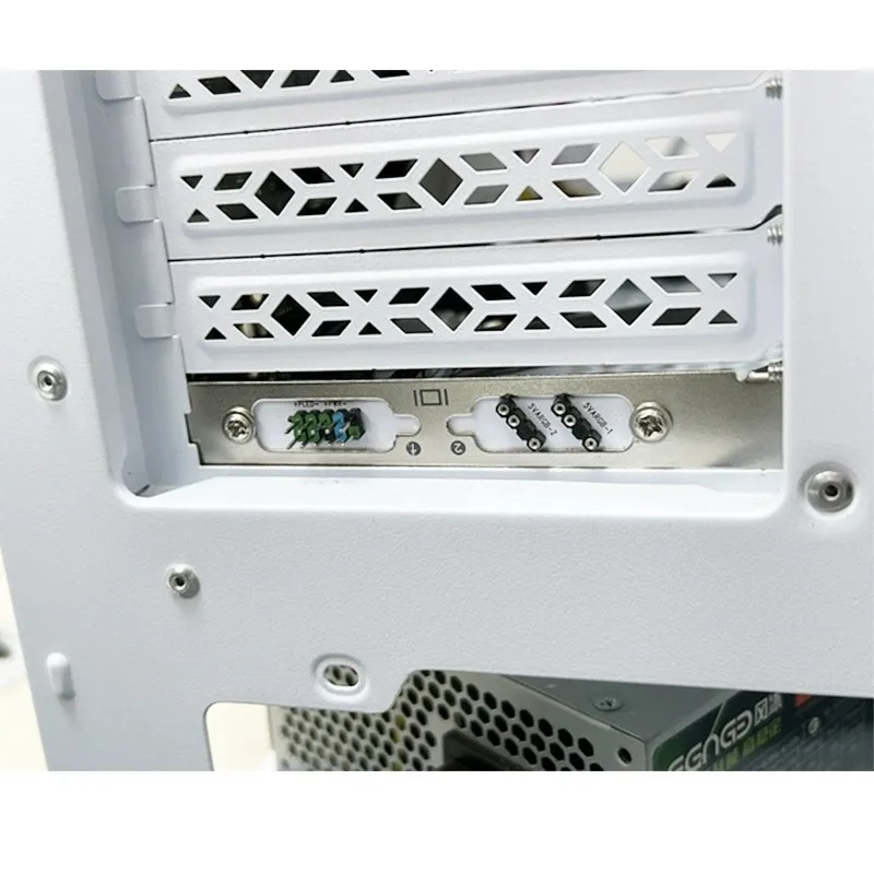 コンピュータケース 外部電源オンポートバッフル ARGB 5V 3Pin ライト付きフロントパネル 取り付けボード 電源+/-、HDD、レスト、電源 SW