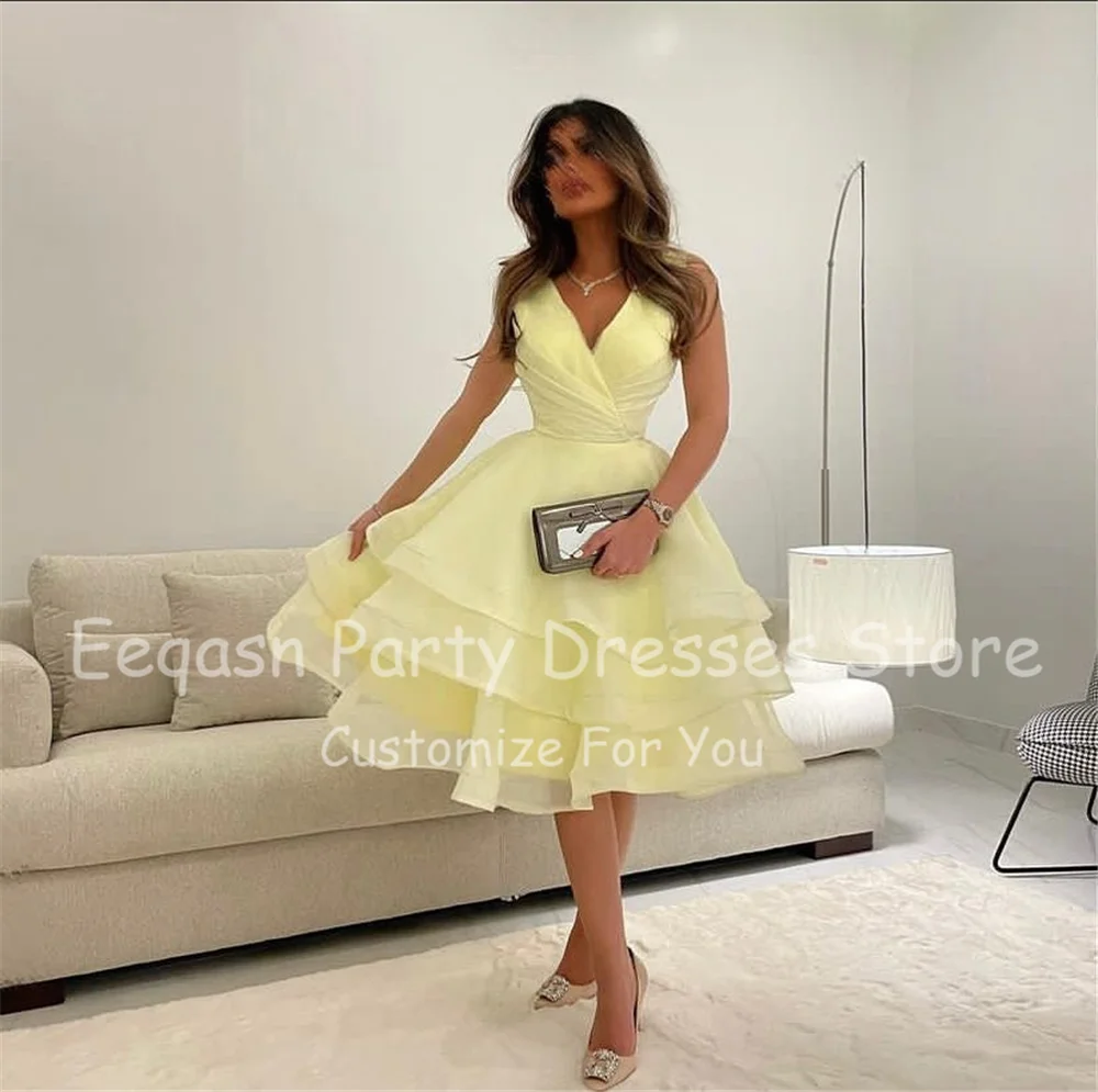 Eeqasn Elegante Frauen Abendkleider 2022 Sexy Tiered Tüll Spaghetti-trägern Lange Bankett Kleid Klassische Backless Prom Kleider