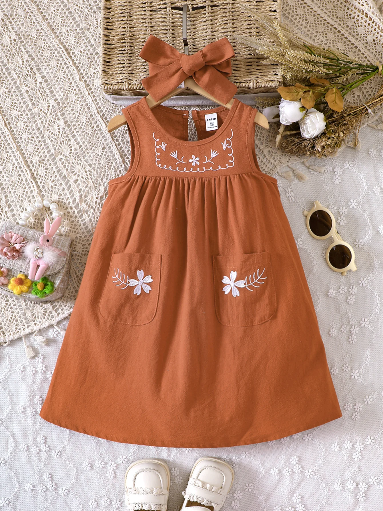 Girls  Dress  Bow Tie  Sleeveless Embroidery Pocket  New Fashion  Beach Travel  Home Trend  Versatile