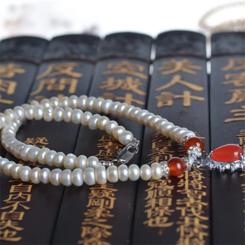 -8mm four-sided polished cultured pearl with faux red agate and ruby pendant necklace