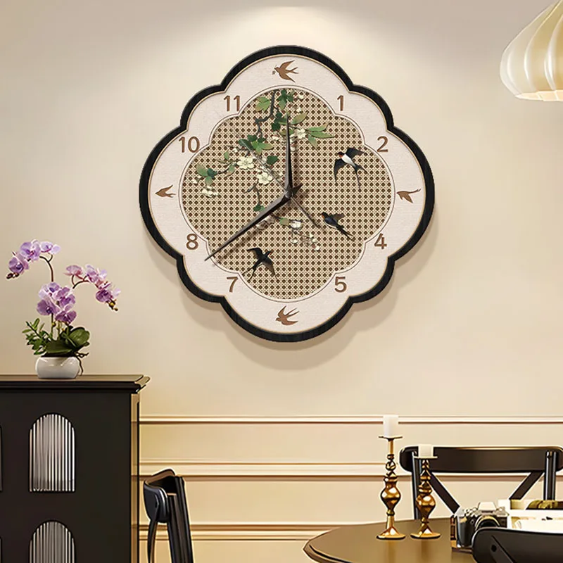 Silent Xenomorph Wall Clocks Interior Modern Digital Minimalist Wall Watch Creative Fashion Relogio De Parede Room Decorations