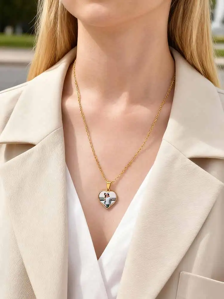

Custom Photo Picture Necklace for Women Couple Stainless Steel Personalized Memory Heart Pendant Women's Jewelry Weddings Gifts