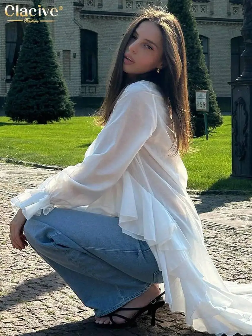 

Clacive сексуальная свободная белая женская рубашка 2025 модные рубашки с v-образным вырезом и длинными рукавами элегантный топ с рюшами нестандартной формы женская одежда